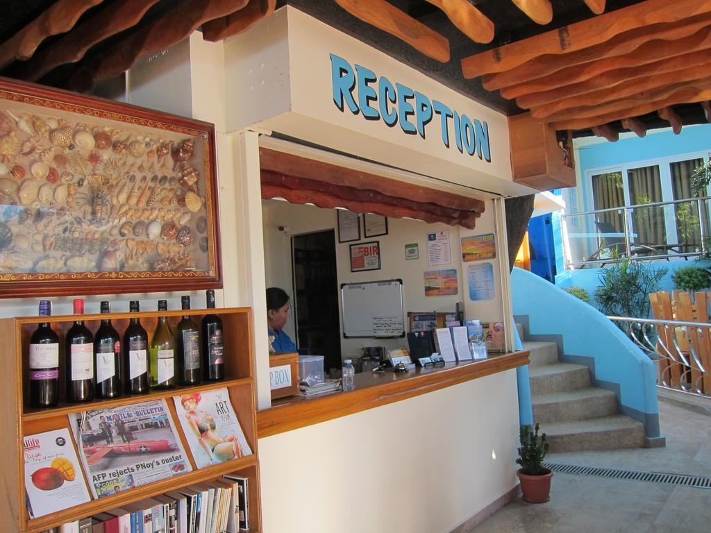 Montani Beach Resort Puerto Galera Powered By Cocotel Екстериор снимка